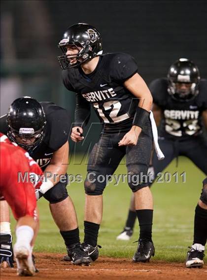 Thumbnail 3 in Mater Dei vs.Servite photogallery.