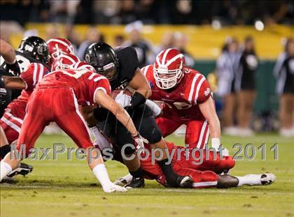 Thumbnail 1 in Mater Dei vs.Servite photogallery.