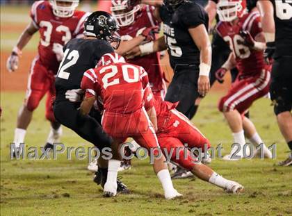 Thumbnail 1 in Mater Dei vs.Servite photogallery.