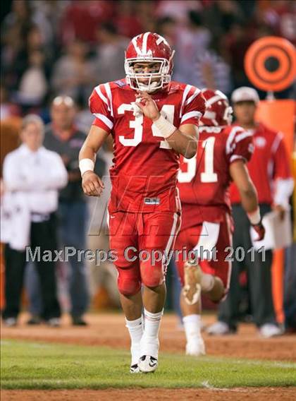 Thumbnail 2 in Mater Dei vs.Servite photogallery.