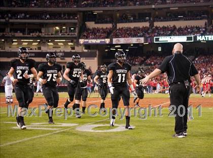 Thumbnail 2 in Mater Dei vs.Servite photogallery.