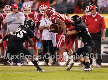 Thumbnail 2 in Mater Dei vs.Servite photogallery.
