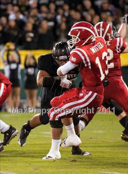 Thumbnail 3 in Mater Dei vs.Servite photogallery.