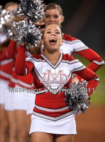 Thumbnail 3 in Mater Dei vs.Servite photogallery.