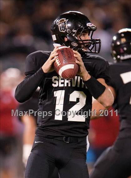 Thumbnail 1 in Mater Dei vs.Servite photogallery.