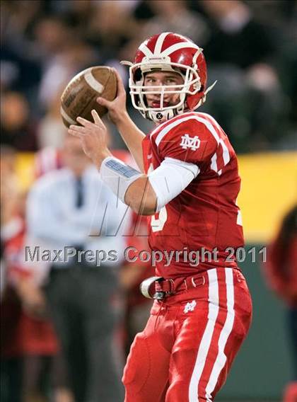 Thumbnail 2 in Mater Dei vs.Servite photogallery.