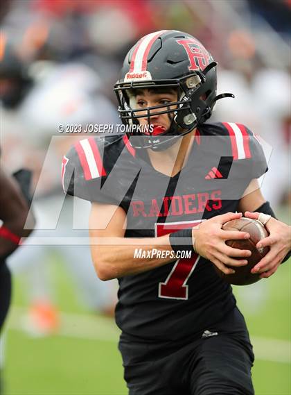 Thumbnail 3 in Port Jervis vs. Marlboro Central photogallery.