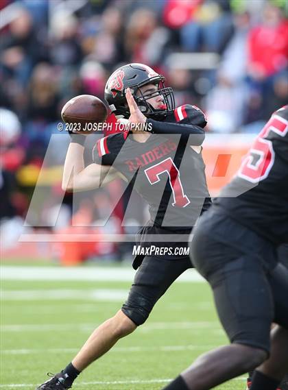 Thumbnail 3 in Port Jervis vs. Marlboro Central photogallery.