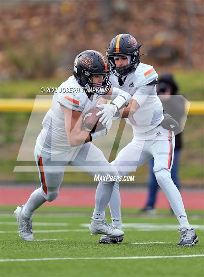 Thumbnail 3 in Port Jervis vs. Marlboro Central photogallery.