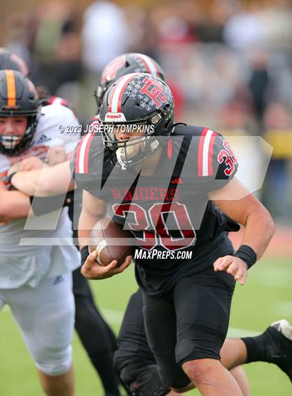 Thumbnail 3 in Port Jervis vs. Marlboro Central photogallery.