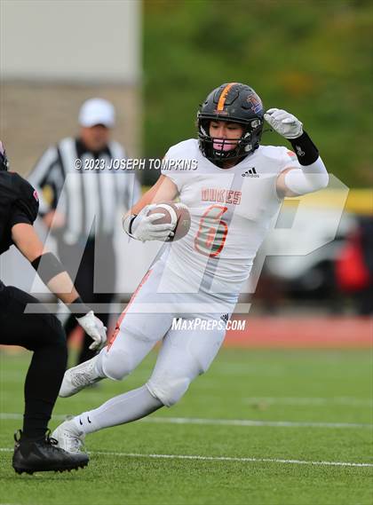Thumbnail 3 in Port Jervis vs. Marlboro Central photogallery.