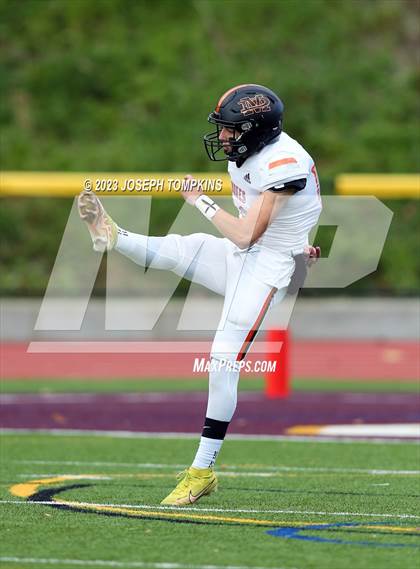 Thumbnail 2 in Port Jervis vs. Marlboro Central photogallery.
