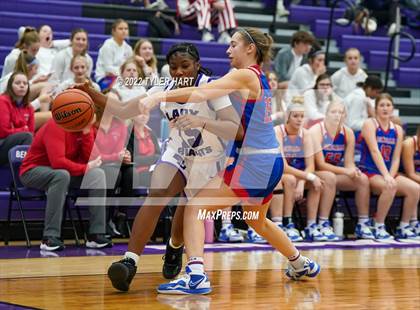 Thumbnail 2 in Roncalli @ Ben Davis photogallery.