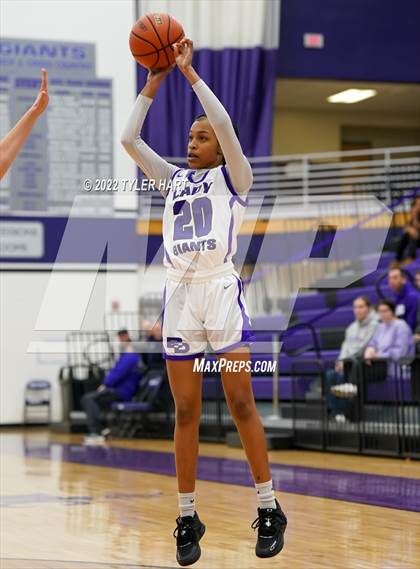 Thumbnail 3 in Roncalli @ Ben Davis photogallery.