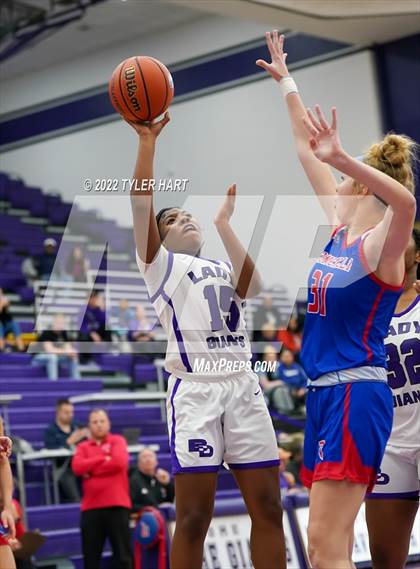 Thumbnail 3 in Roncalli @ Ben Davis photogallery.