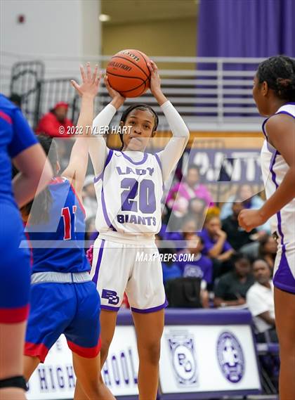 Thumbnail 3 in Roncalli @ Ben Davis photogallery.