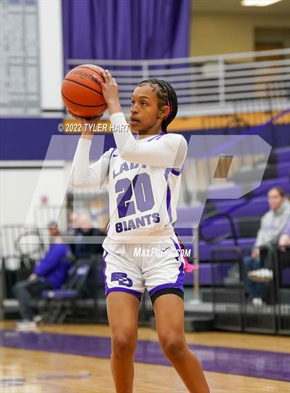 Thumbnail 2 in Roncalli @ Ben Davis photogallery.