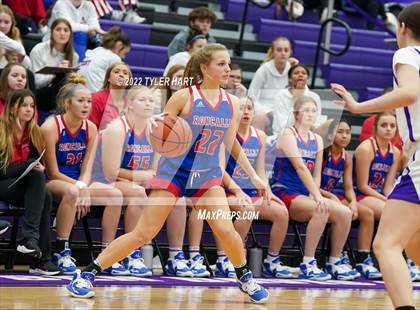 Thumbnail 3 in Roncalli @ Ben Davis photogallery.