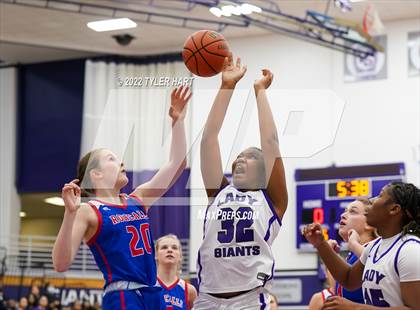 Thumbnail 3 in Roncalli @ Ben Davis photogallery.