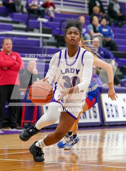 Thumbnail 3 in Roncalli @ Ben Davis photogallery.