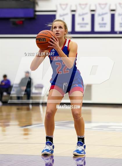 Thumbnail 3 in Roncalli @ Ben Davis photogallery.