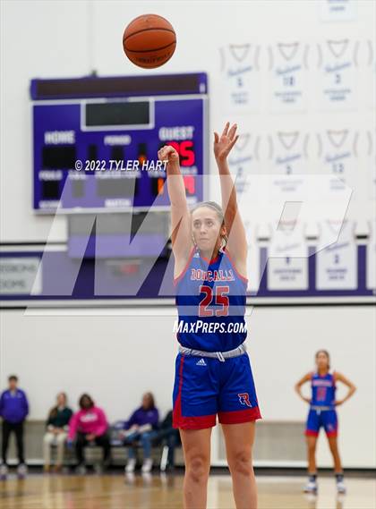 Thumbnail 2 in Roncalli @ Ben Davis photogallery.
