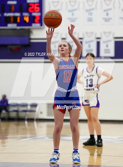 Thumbnail 3 in Roncalli @ Ben Davis photogallery.