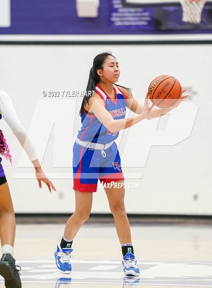 Thumbnail 1 in Roncalli @ Ben Davis photogallery.