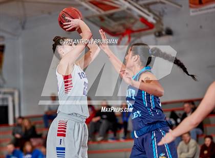 Thumbnail 1 in Folsom vs. Pleasant Valley (Roseville Elite Showcase) photogallery.