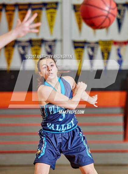 Thumbnail 1 in Folsom vs. Pleasant Valley (Roseville Elite Showcase) photogallery.