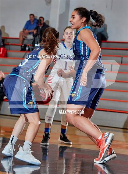 Thumbnail 3 in Folsom vs. Pleasant Valley (Roseville Elite Showcase) photogallery.