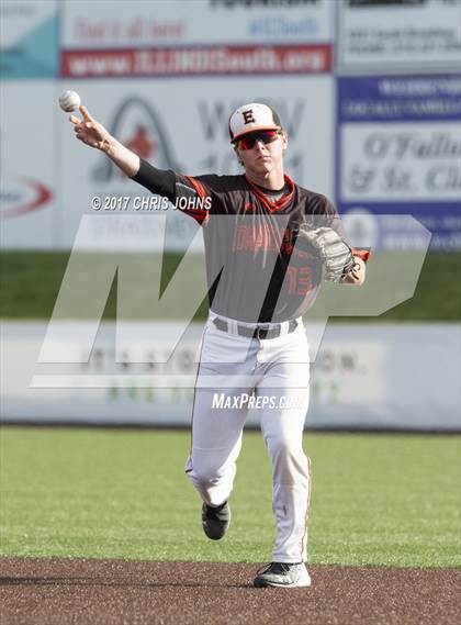 Thumbnail 3 in Edwardsville vs Waterloo photogallery.