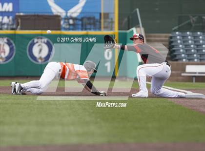 Thumbnail 2 in Edwardsville vs Waterloo photogallery.