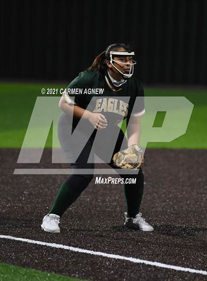 Thumbnail 1 in Cypress Woods vs Cypress Falls photogallery.