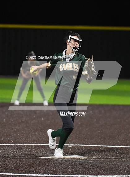 Thumbnail 2 in Cypress Woods vs Cypress Falls photogallery.