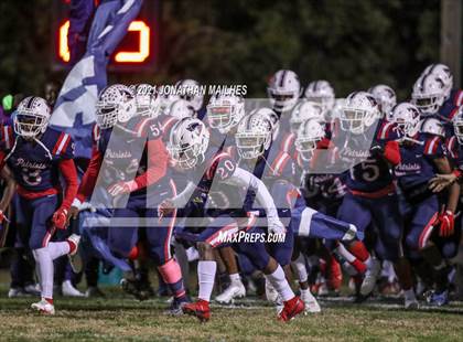 Thumbnail 3 in St. Thomas More vs. Liberty Magnet (LHSAA DII 2nd Round Playoff) photogallery.