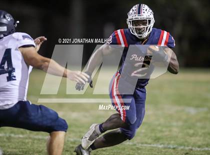Thumbnail 2 in St. Thomas More vs. Liberty Magnet (LHSAA DII 2nd Round Playoff) photogallery.