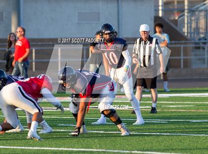 Thumbnail 2 in Great Oak @ Elsinore (Scrimmage) photogallery.