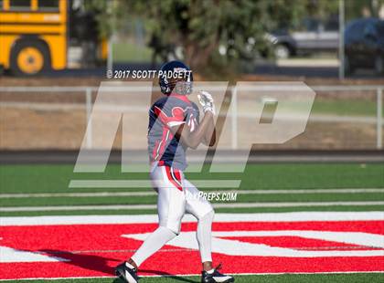 Thumbnail 2 in Great Oak @ Elsinore (Scrimmage) photogallery.