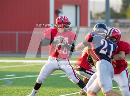 Thumbnail 1 in Great Oak @ Elsinore (Scrimmage) photogallery.