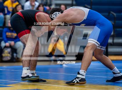 Thumbnail 2 in Fox Chapel @ Hampton photogallery.