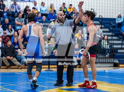 Thumbnail 2 in Fox Chapel @ Hampton photogallery.