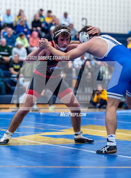 Thumbnail 1 in Fox Chapel @ Hampton photogallery.