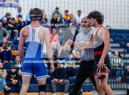 Thumbnail 3 in Fox Chapel @ Hampton photogallery.