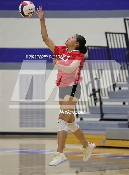 Thumbnail 1 in Bountiful @ Pleasant Grove (Sophomore) photogallery.