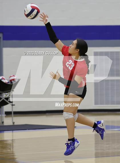 Thumbnail 3 in Bountiful @ Pleasant Grove (Sophomore) photogallery.