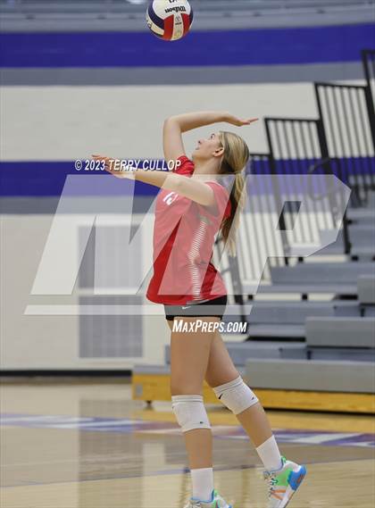 Thumbnail 2 in Bountiful @ Pleasant Grove (Sophomore) photogallery.