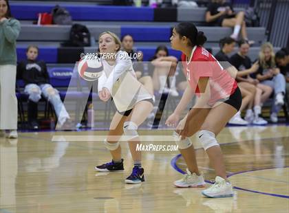 Thumbnail 2 in Bountiful @ Pleasant Grove (Sophomore) photogallery.