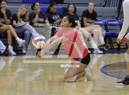 Thumbnail 2 in Bountiful @ Pleasant Grove (Sophomore) photogallery.