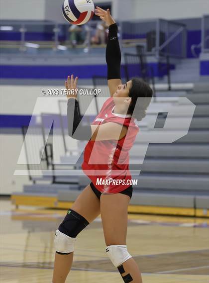 Thumbnail 2 in Bountiful @ Pleasant Grove (Sophomore) photogallery.